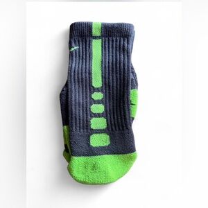 Nike Elite Basketball Socks Youth Small 3Y-5Y Grey Volt ⚡️